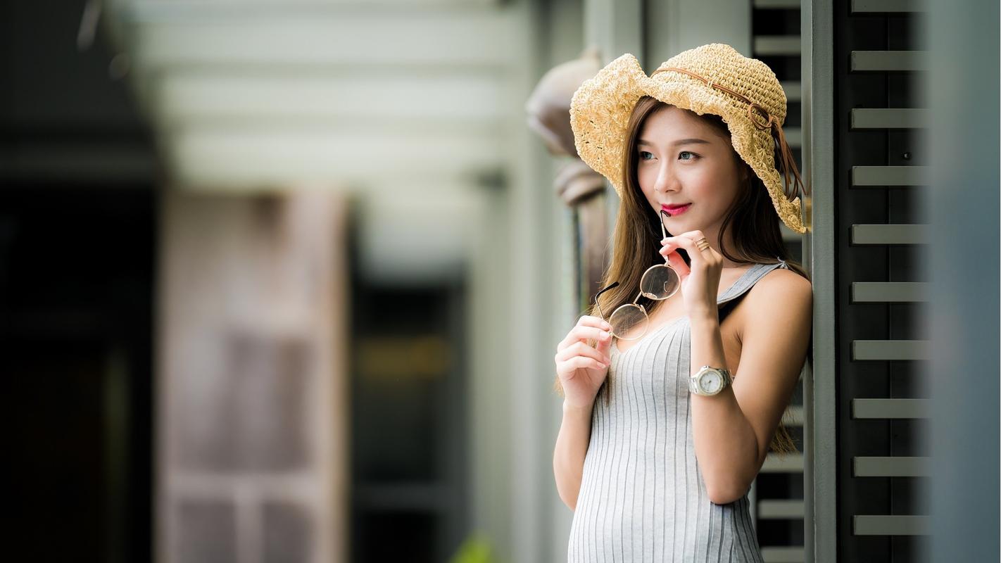 李想称鸿蒙智行是理想最强竞争对手 但双方会健康共存