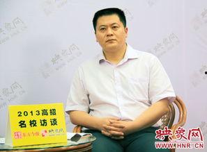 郑大超个人资料,才华横溢的青年才俊，引领时代潮流的先锋人物